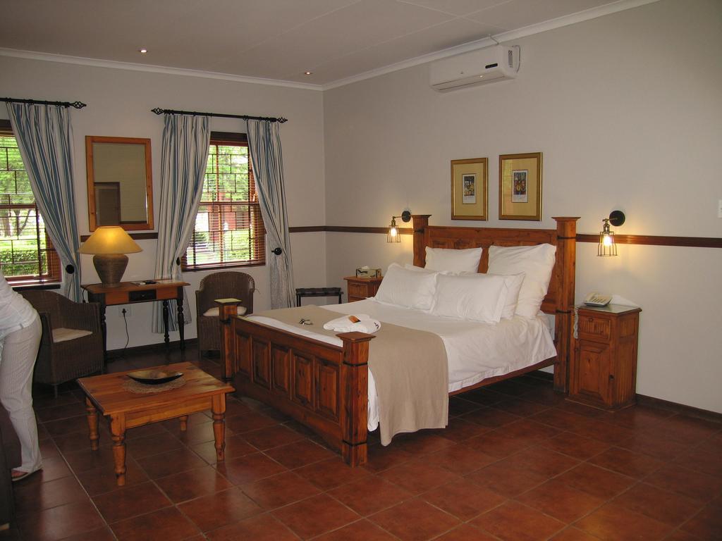 Beaufort Manor Country Lodge Beaufort West Bagian luar foto